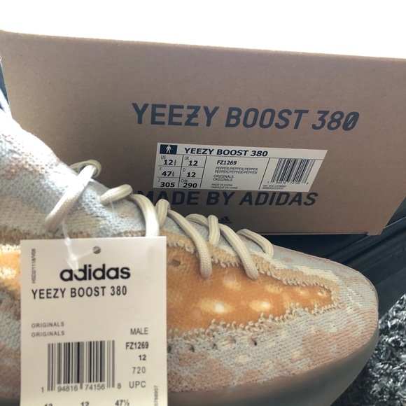 Yeezy 380 pepper - Picture 2 of 4
